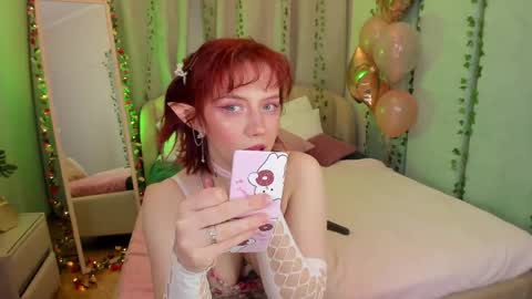 Lola online show from 03/01/25, 01:22