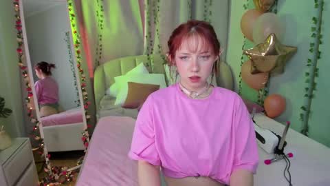 Lola online show from 03/10/25, 07:10