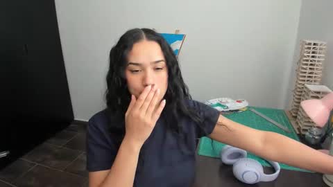 Snapshot of love_kris chatting on 02/04/26, 10:15 Kristen LoveBerry online show from 02/04/26, 10:15