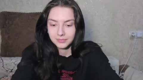 Snapshot of love_lina_muuur chatting on 06/25/26, 06:12 LINA online show from 06/25/26, 06:12