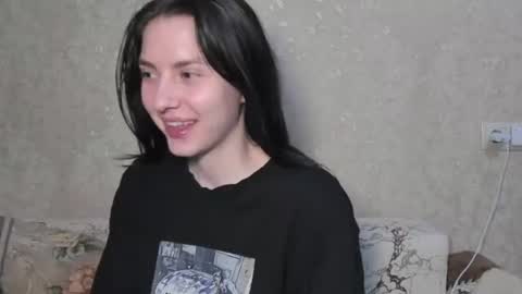 Snapshot of love_lina_muuur chatting on 07/31/26, 09:47 LINA online show from 07/31/26, 09:47