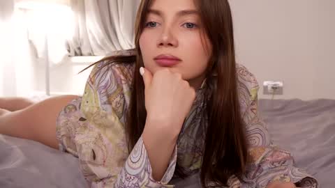 Sofi   online show from 12/27/24, 03:15