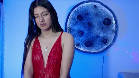 Snapshot of love_oftwo chatting on 02/14/25, 10:47 Melisa Emily online show from 02/14/25, 10:47