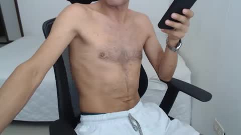 Snapshot of love_room_0206 chatting on 01/17/26, 06:55 Andys and mary online show from 01/17/26, 06:55