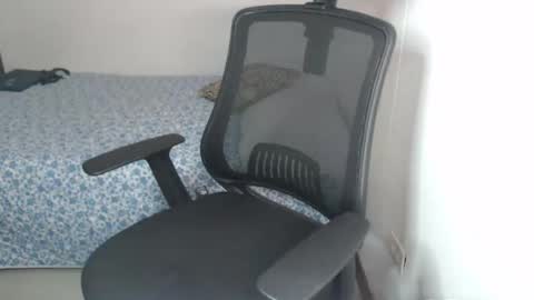 Snapshot of love_room_0206 chatting on 02/10/26, 05:11 Andys and mary online show from 02/10/26, 05:11