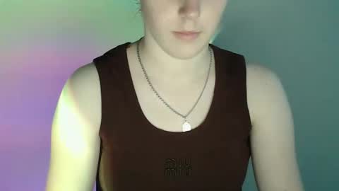 Vivian online show from 12/02/25, 01:17