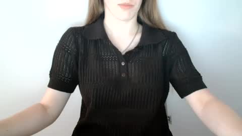 Vivian online show from 07/22/26, 10:40
