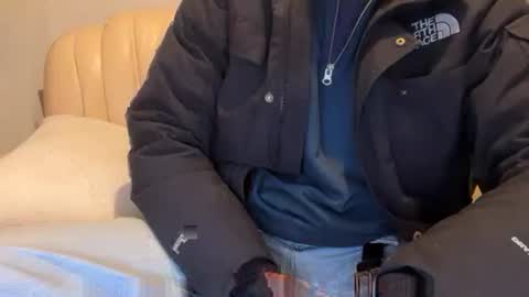 Snapshot of lovecoquin chatting on 03/27/26, 04:40 lovecoquin online show from 03/27/26, 04:40