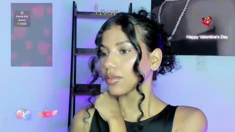 Snapshot of lovecurls_ chatting on 02/23/25, 01:02 Luna online show from 02/23/25, 01:02