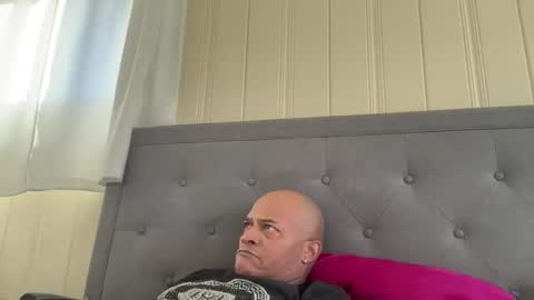 Snapshot of loved19 chatting on 11/23/25, 09:25 loved19 online show from 11/23/25, 09:25