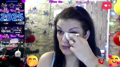 Snapshot of lovediamond1 chatting on 01/06/25, 10:37 mary online show from 01/06/25, 10:37