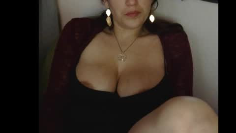 Snapshot of lovefuckingnsucking chatting on 11/04/25, 08:46 Ashley and Leon online show from 11/04/25, 08:46