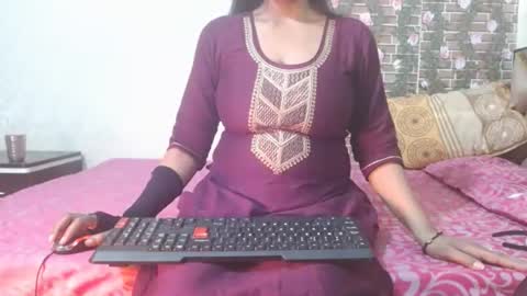 Divya online show from 03/03/25, 09:55