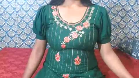 Divya online show from 03/26/26, 08:20