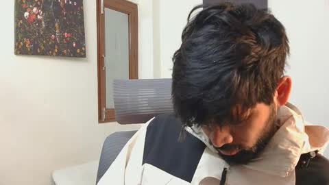 Snapshot of lovehairyindian chatting on 12/17/25, 10:21 Indian hairy online show from 12/17/25, 10:21