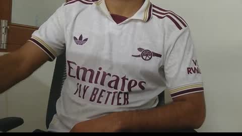 Snapshot of lovehairyindian chatting on 02/15/26, 08:35 Indian hairy online show from 02/15/26, 08:35