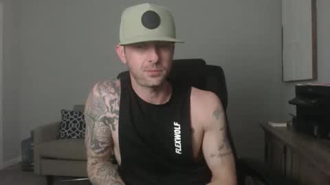 Snapshot of lovehatelovers chatting on 03/11/26, 08:31 lovehatlovers online show from 03/11/26, 08:31