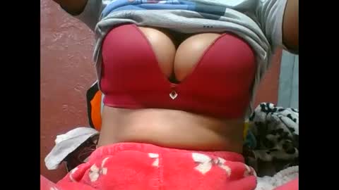 loveinlife750427 online show from 09/13/25, 04:23