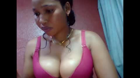 loveinlife750427 online show from 11/28/25, 07:55