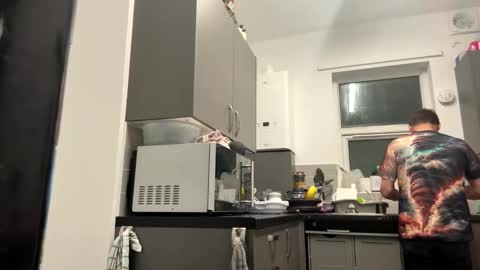 Snapshot of loveit23456 chatting on 11/26/25, 02:56 getnaked123 online show from 11/26/25, 02:56