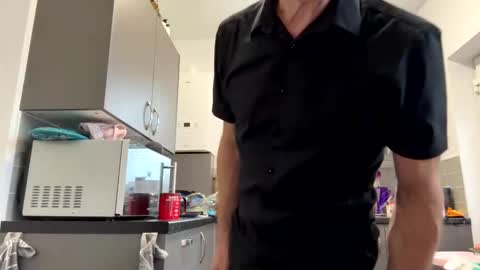 Snapshot of loveit23456 chatting on 12/01/25, 02:11 getnaked123 online show from 12/01/25, 02:11