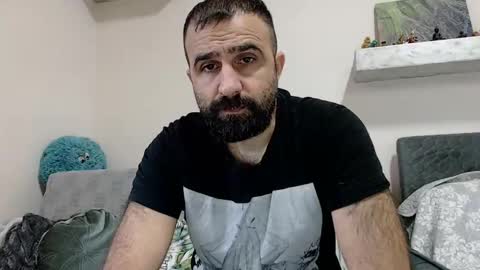 Snapshot of loveivat80 chatting on 12/19/24, 06:34 loveivat80 online show from 12/19/24, 06:34