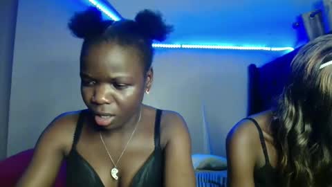 Snapshot of lovelent_shaz chatting on 03/03/26, 04:13 Shaz online show from 03/03/26, 04:13