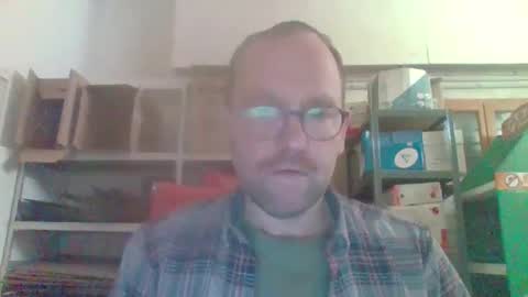 Snapshot of lovelick007 chatting on 02/18/25, 01:44 lovelick007 online show from 02/18/25, 01:44