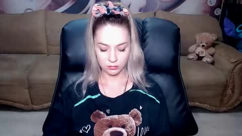 private open online show from 12/03/24, 03:33