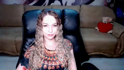private open online show from 04/22/26, 04:41