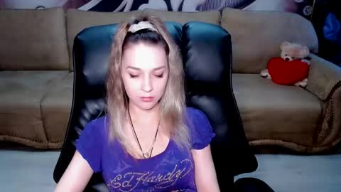 private open online show from 05/10/26, 02:11