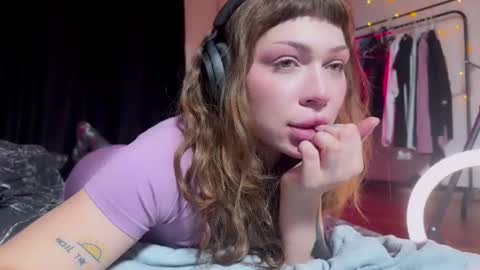 Elsa online show from 12/07/24, 03:52