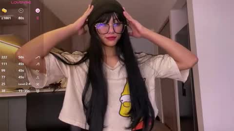 Allyson 3 online show from 12/04/25, 08:06