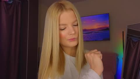Jenny online show from 04/26/26, 02:53