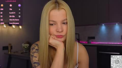 Jenny online show from 05/04/26, 03:35