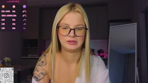 Jenny online show from 05/06/26, 04:41