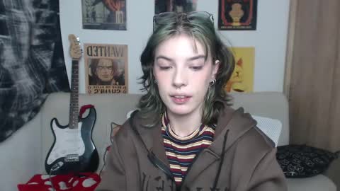 Cassie online show from 02/09/25, 10:21