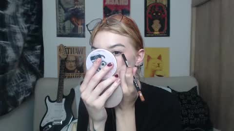 Cassie online show from 02/27/25, 11:48