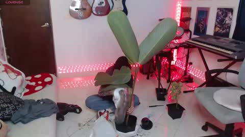 Cassie online show from 10/02/25, 09:44