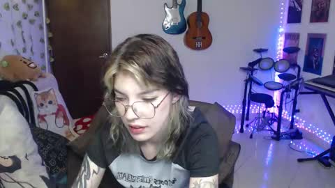 Cassie online show from 11/14/25, 12:31