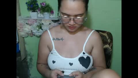 Snapshot of lovely_chicky06 chatting on 07/21/26, 04:15 hearty2 Hey guys Im Jess online show from 07/21/26, 04:15