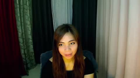 Snapshot of lovely_cummerx chatting on 12/22/24, 12:27 JAM online show from 12/22/24, 12:27