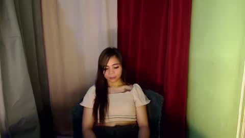 Snapshot of lovely_cummerx chatting on 01/18/25, 02:03 JAM online show from 01/18/25, 02:03