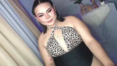 Lovely Dale online show from 10/15/25, 03:56