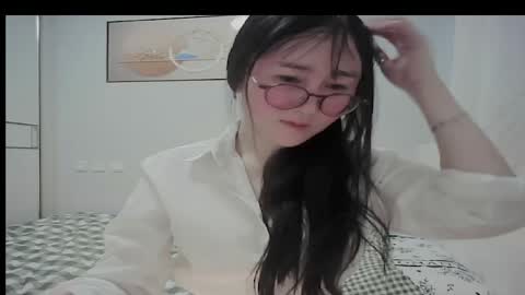 DANA KIM online show from 05/11/26, 03:40