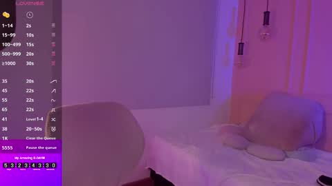 Emma online show from 09/29/25, 01:16