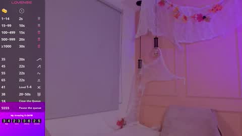 Emma online show from 10/18/25, 01:23