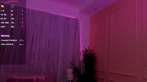 Emma online show from 06/18/26, 01:48