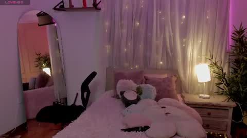 Emma online show from 06/22/26, 01:08