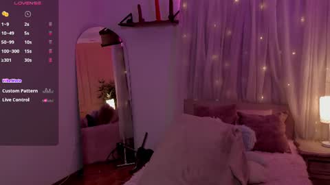 Emma online show from 06/23/26, 01:09